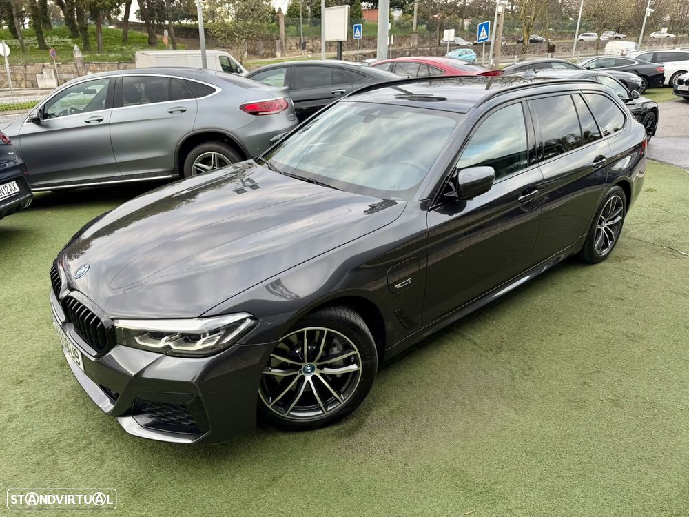 BMW 530 e Pack Desportivo M - 6