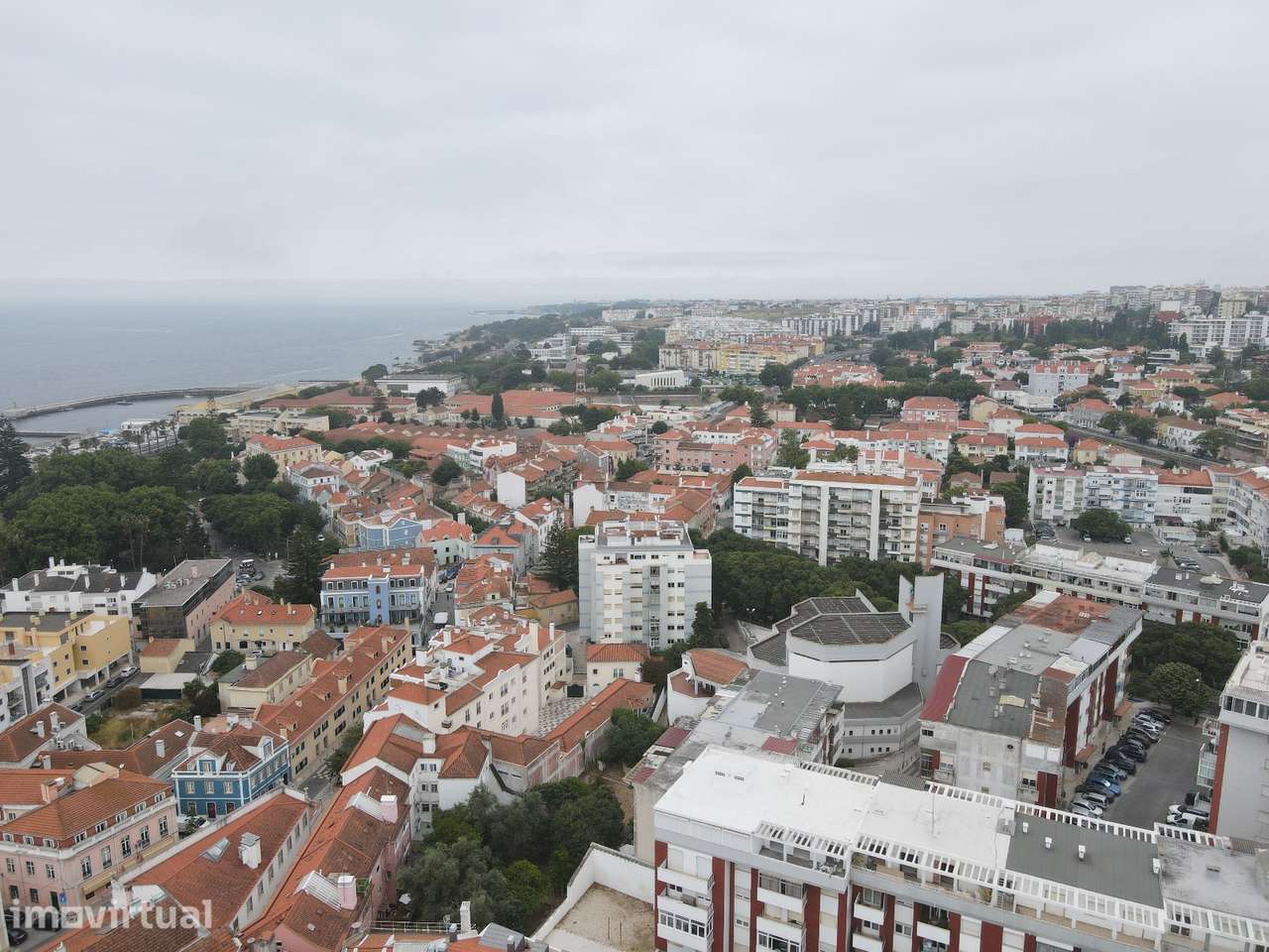 Apartamento t1 à venda na Avenida Patrão Joaquim Lopes - Grande imagem: 3/22