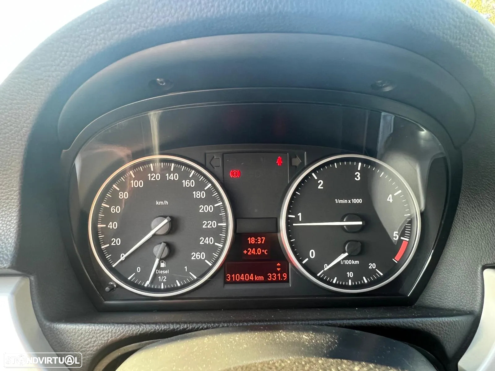 BMW 318 d Touring - 12