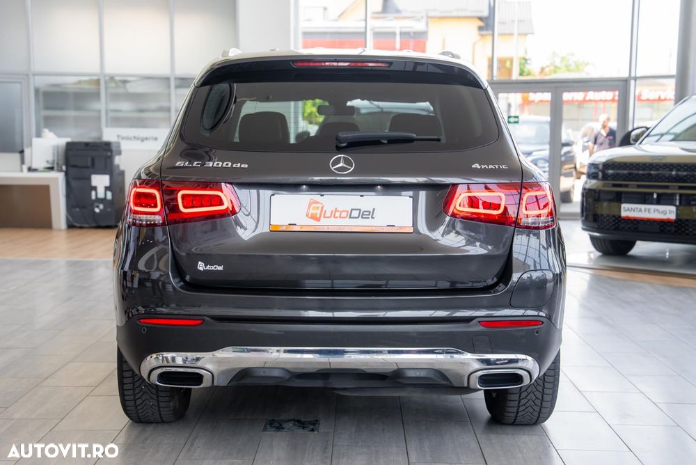 Mercedes-Benz GLC 300 de 4Matic 9G-TRONIC - 12