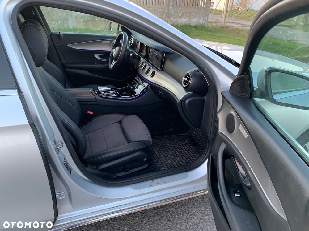 Mercedes-Benz Klasa E 220 d 4-Matic Avantgarde - 10