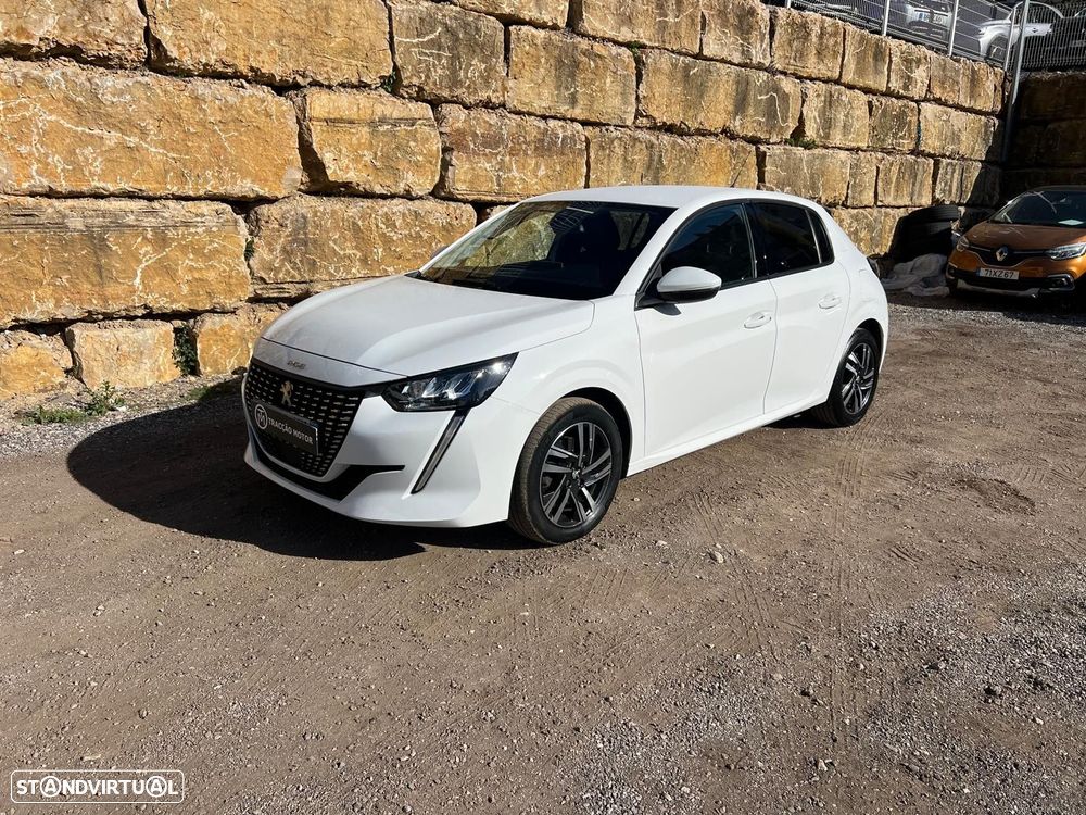 Peugeot 208 - 3