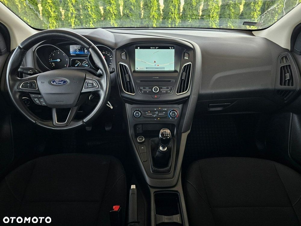 Ford Focus - 22