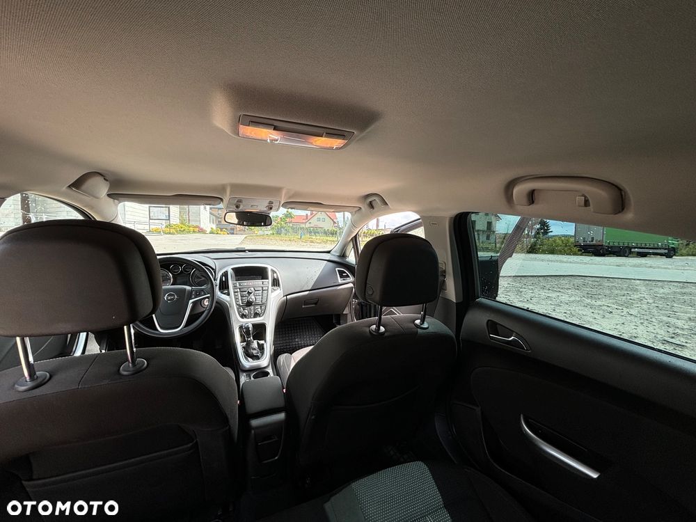 Opel Astra 1.6 T Sport - 25