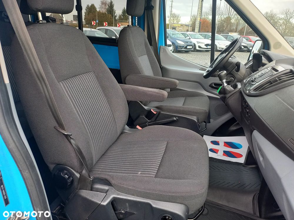 Ford Transit - 15