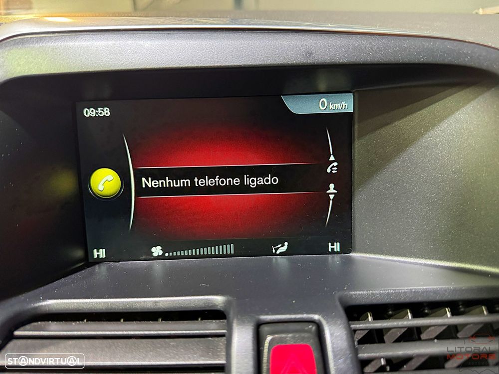 Volvo XC 60 2.0 D3 Momentum - 29