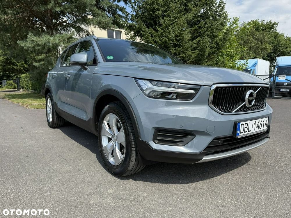 Volvo XC 40 D4 AWD Momentum Pro - 24