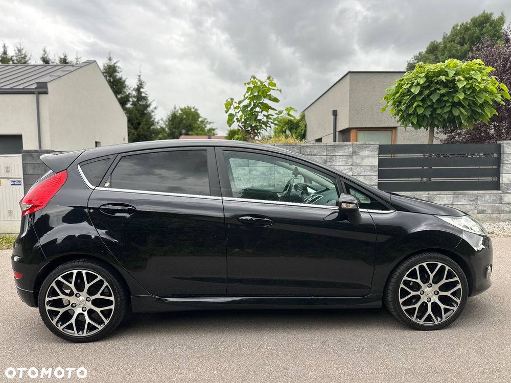 Ford Fiesta 1.6 Titanium EU5 - 29