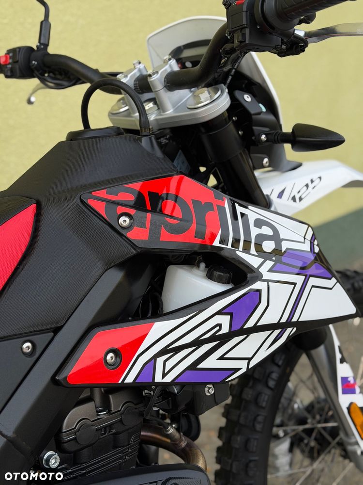 Aprilia RX - 16
