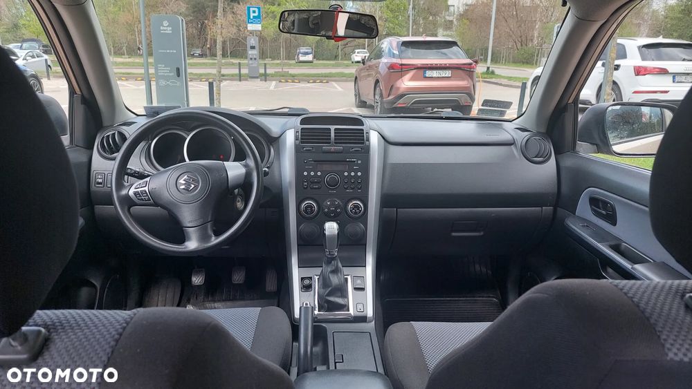 Suzuki Grand Vitara 1.6 - 38