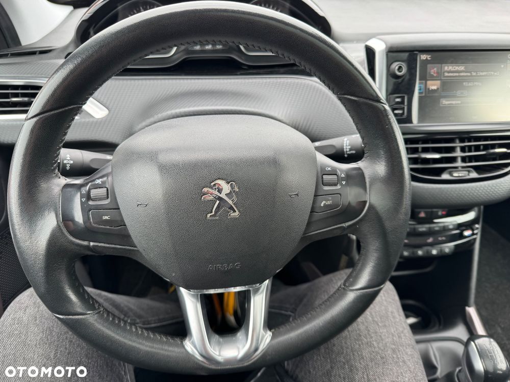 Peugeot 2008 PureTech 82 Style - 28