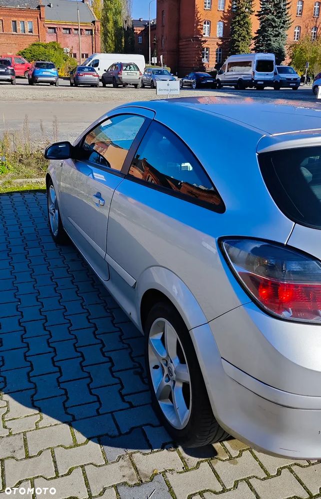 Opel Astra III GTC 1.9 CDTI Enjoy - 5