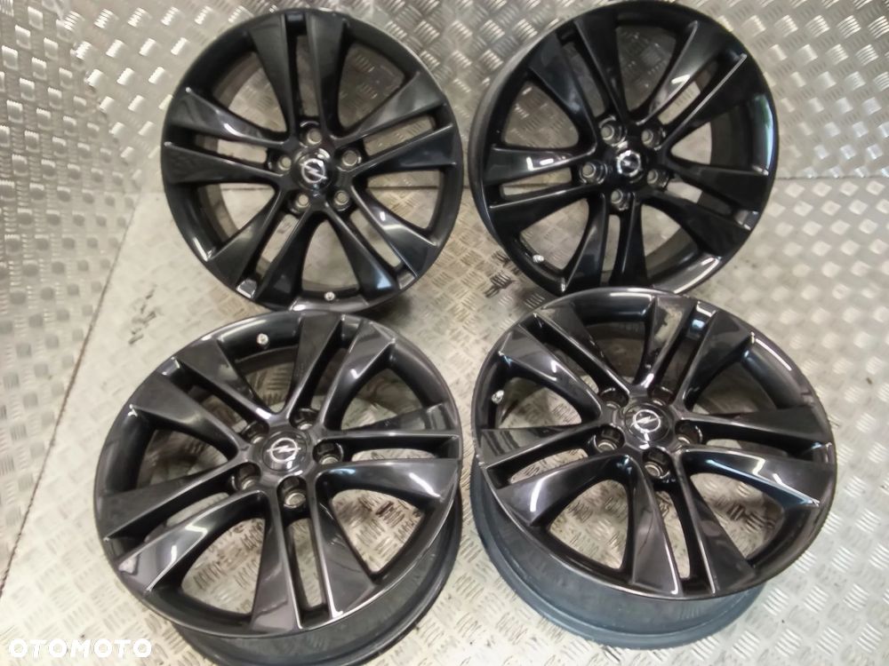 Felgi Opel Insignia B Astra J Vectra C Zafira Tourer 8Jx18 et46 5x115 CZUJNIKI - 1