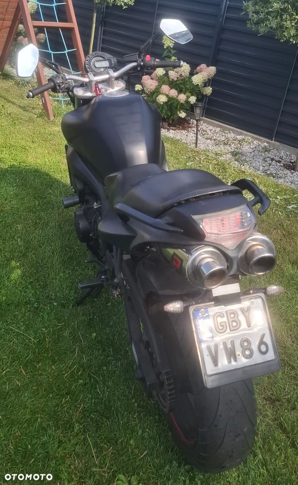 Yamaha FZ6 - 5