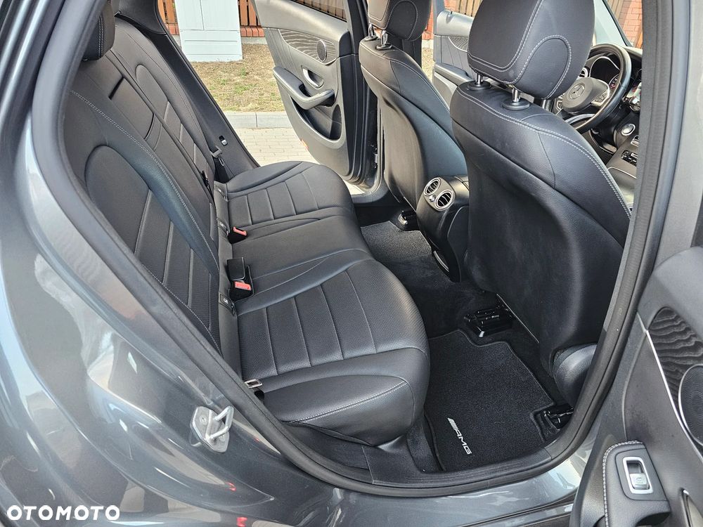 Mercedes-Benz GLC - 14