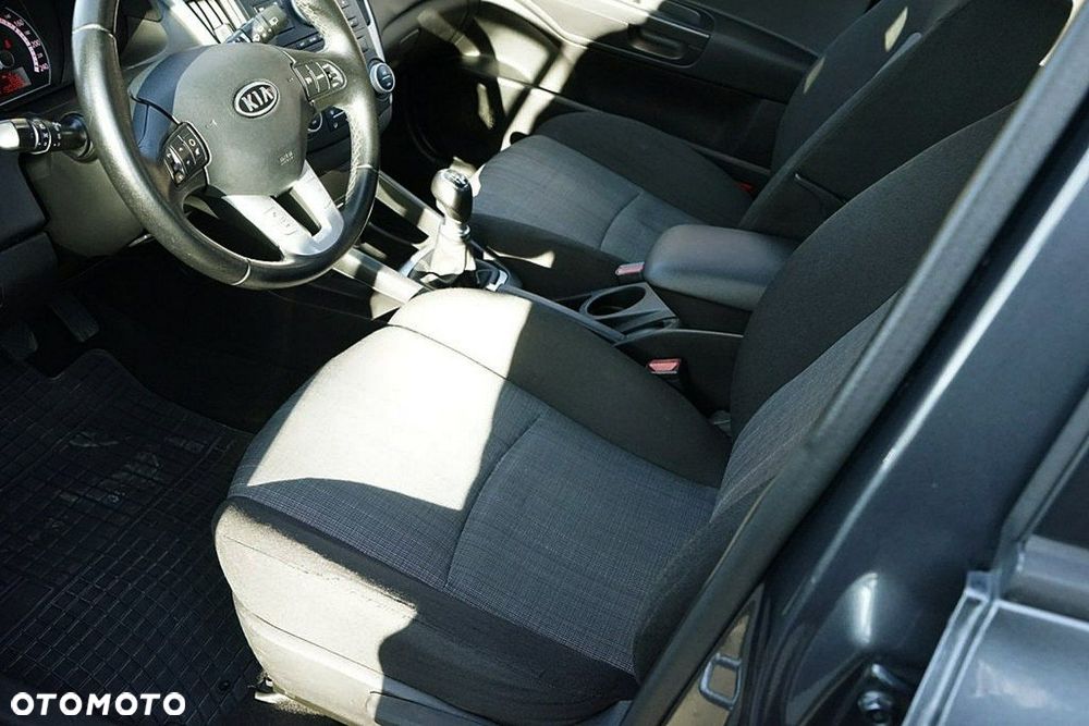 Kia Ceed 1.6 CRDi 90 ISG Spirit - 16