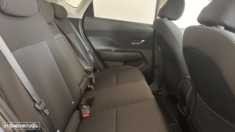 Hyundai Kauai - 8