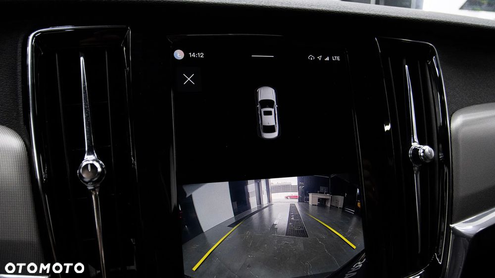 Volvo S90 B4 B Momentum Pro - 21