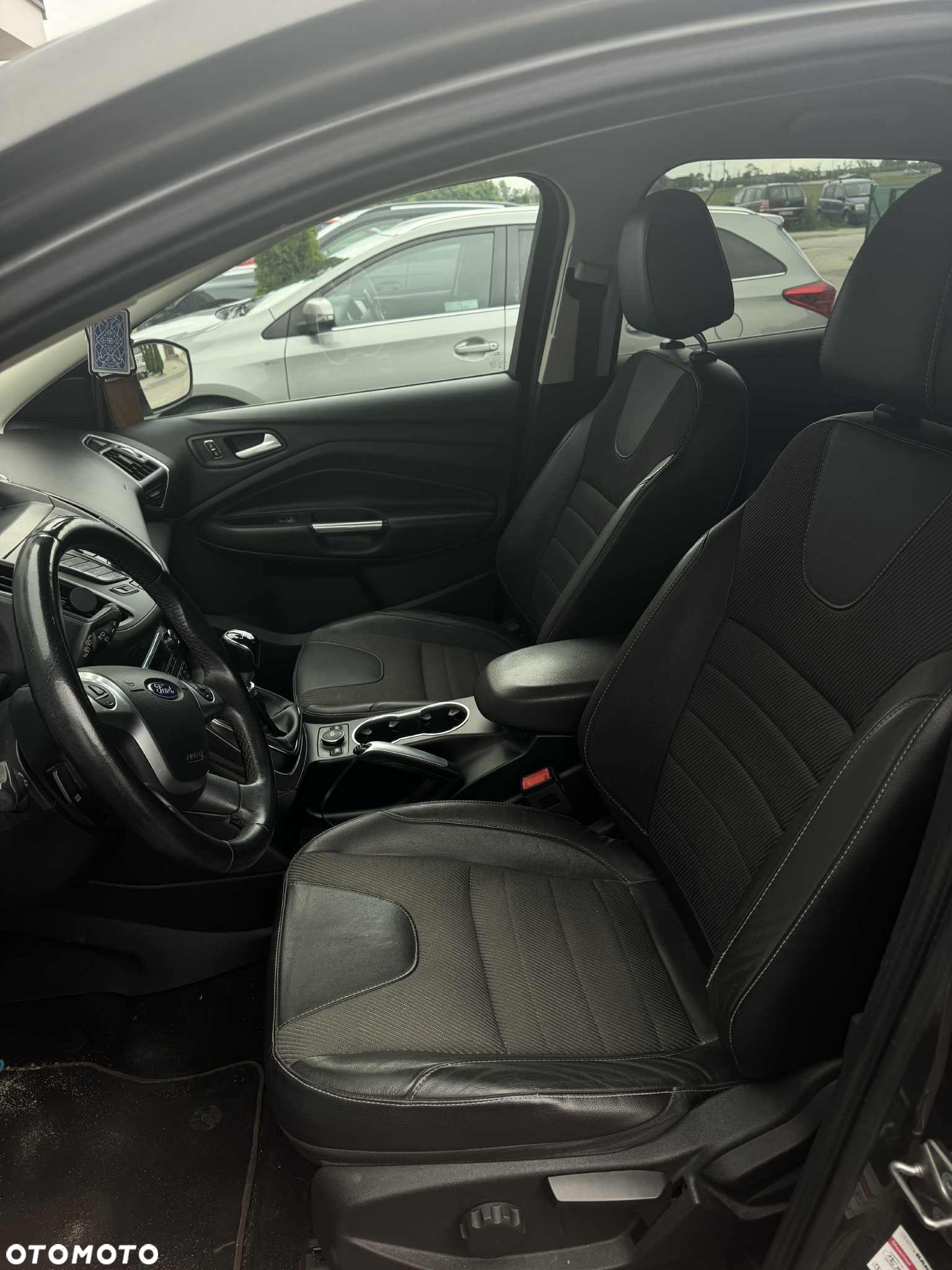 Ford Kuga - 11