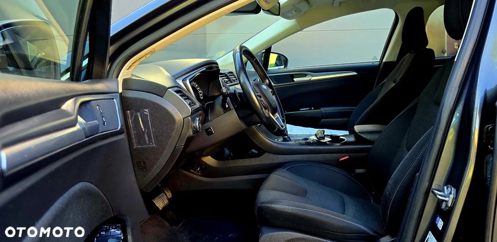 Ford Mondeo 2.0 EcoBlue Titanium - 36