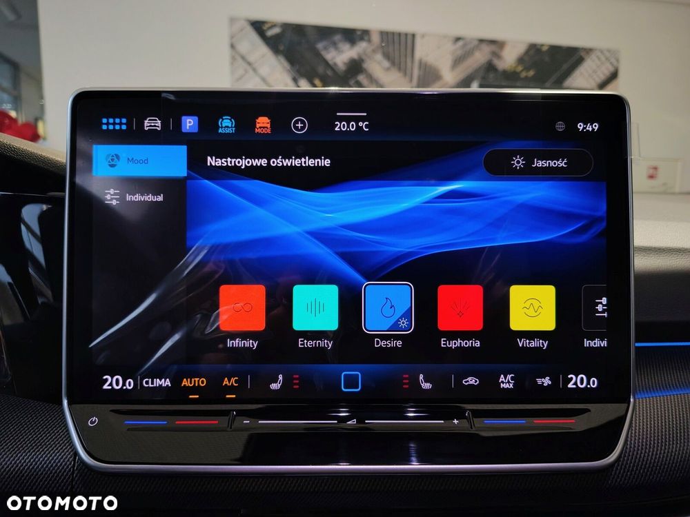 Volkswagen Golf - 22