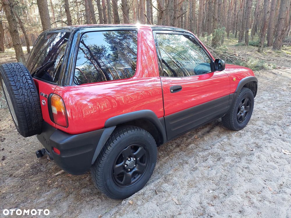 Toyota RAV4 2.0 - 38