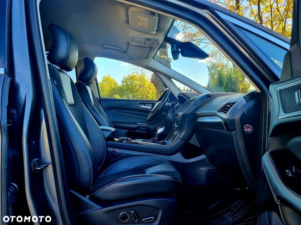 Ford S-Max 2.0 EcoBoost Titanium - 11