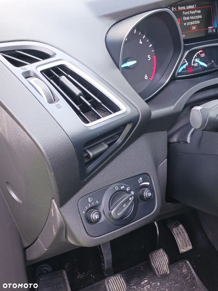 Ford Kuga 2.0 TDCi 4x4 Cool & Connect - 28