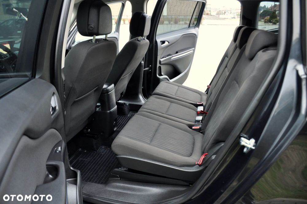 Opel Zafira Tourer 1.4 Turbo Edition - 21