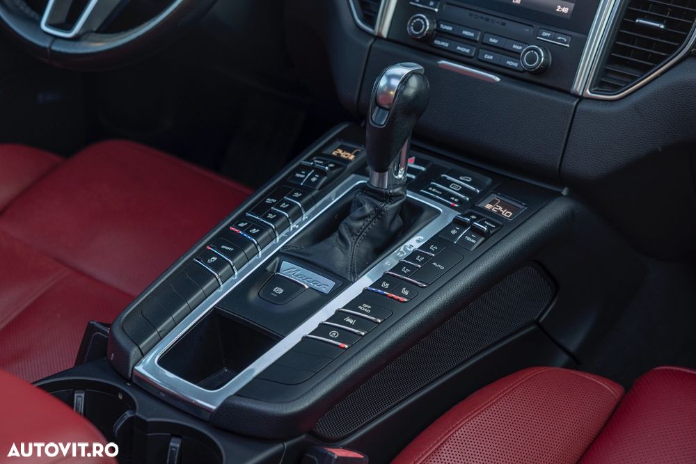 Porsche Macan PDK - 35