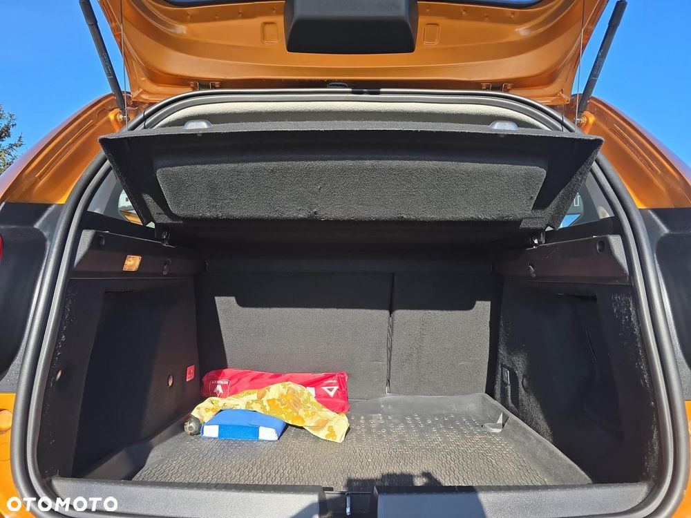 Dacia Duster 1.6 SCe Comfort - 24