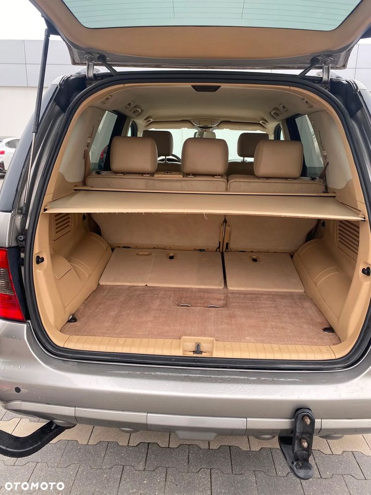 Mercedes-Benz ML - 8