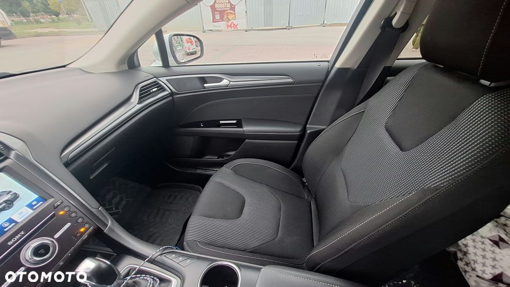 Ford Mondeo - 17