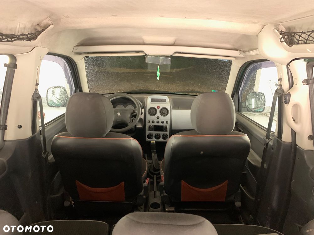 Peugeot Partner 1.9 D XT - 12