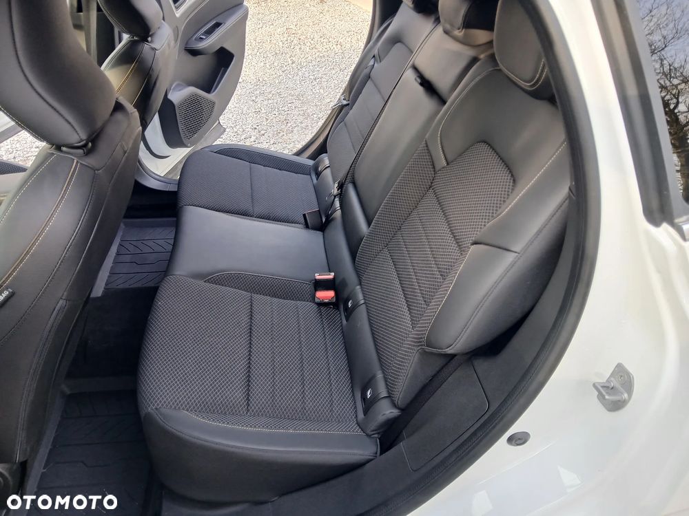 Renault Arkana 1.6 E-TECH Techno MMT - 20