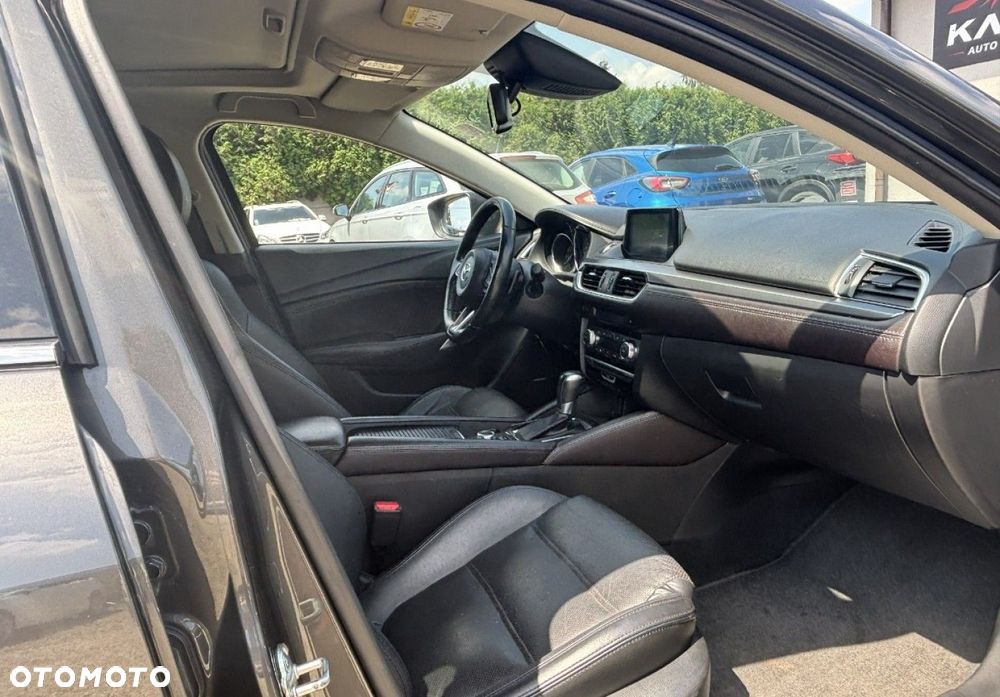 Mazda 6 - 11