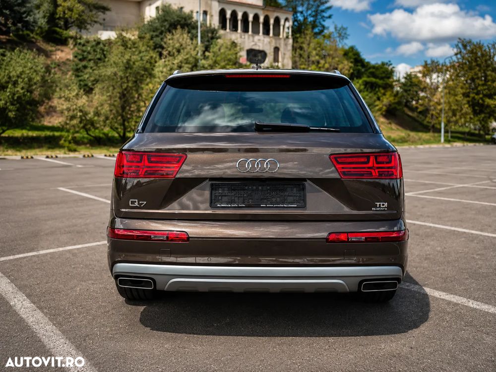 Audi Q7 - 5
