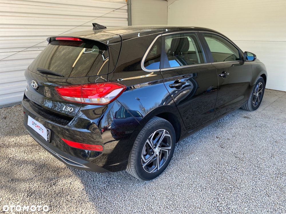 Hyundai i30 1.5 DPI Smart - 33