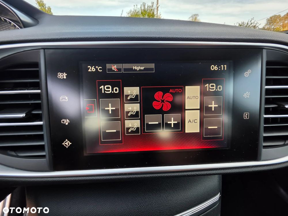 Peugeot 308 BlueHDi 180 EAT6 GT - 31