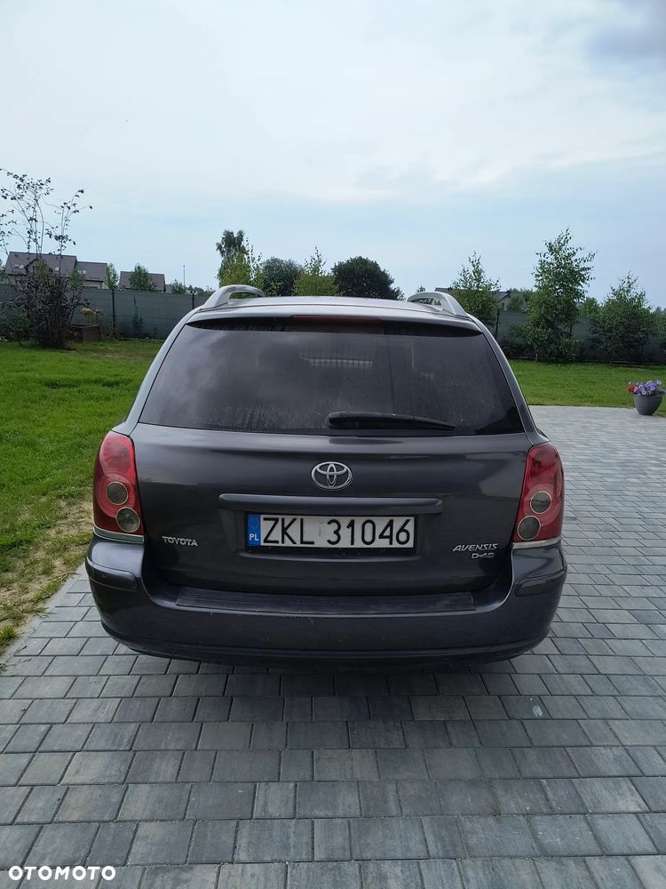 Toyota Avensis 2.0 D-4D Luna - 5