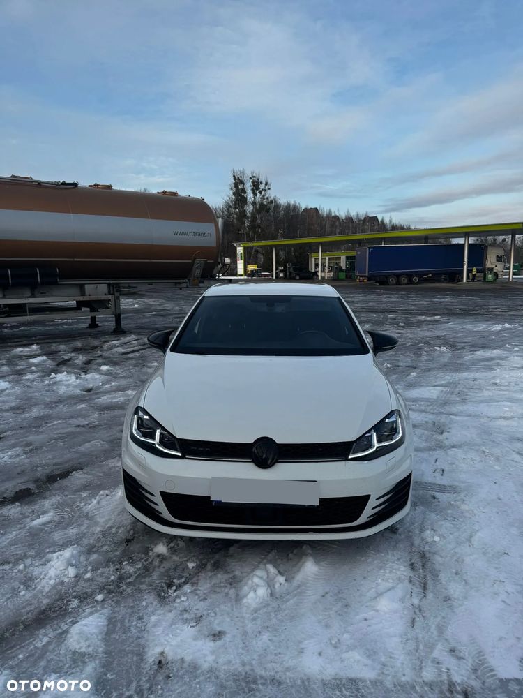 Volkswagen Golf 2.0 TDI BMT GTD - 5