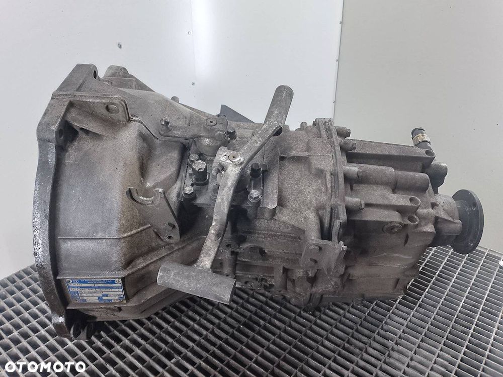 SKRZYNIA BIEGÓW MANUALNA IVECO DAILY III 6S380 3.0 HPI - 6
