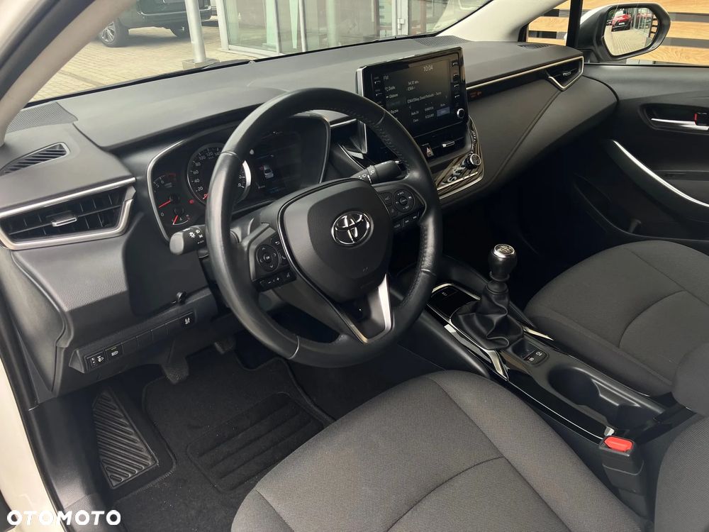 Toyota Corolla 1.5 Comfort - 32