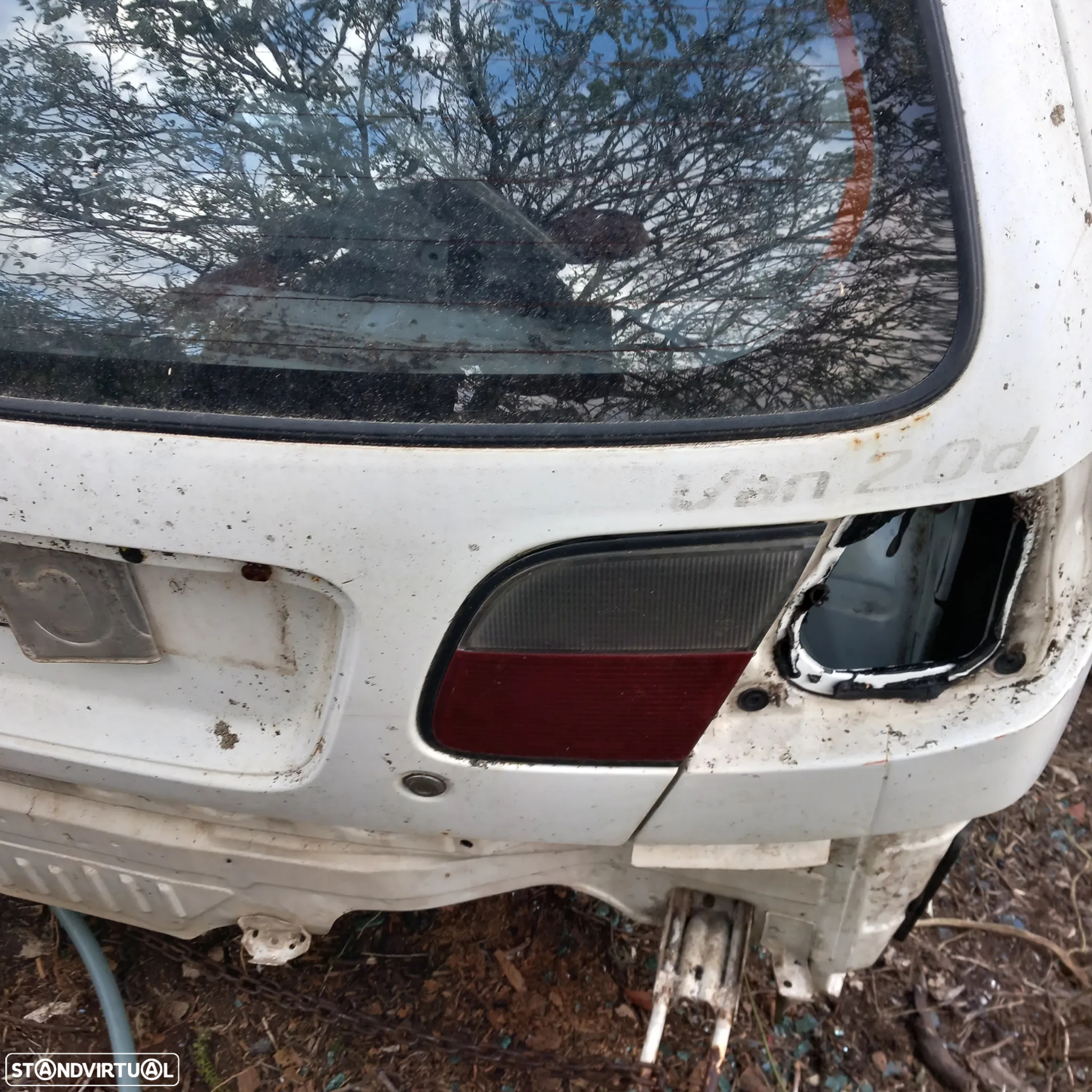 Mala e farolins nissan almera n15 - 2