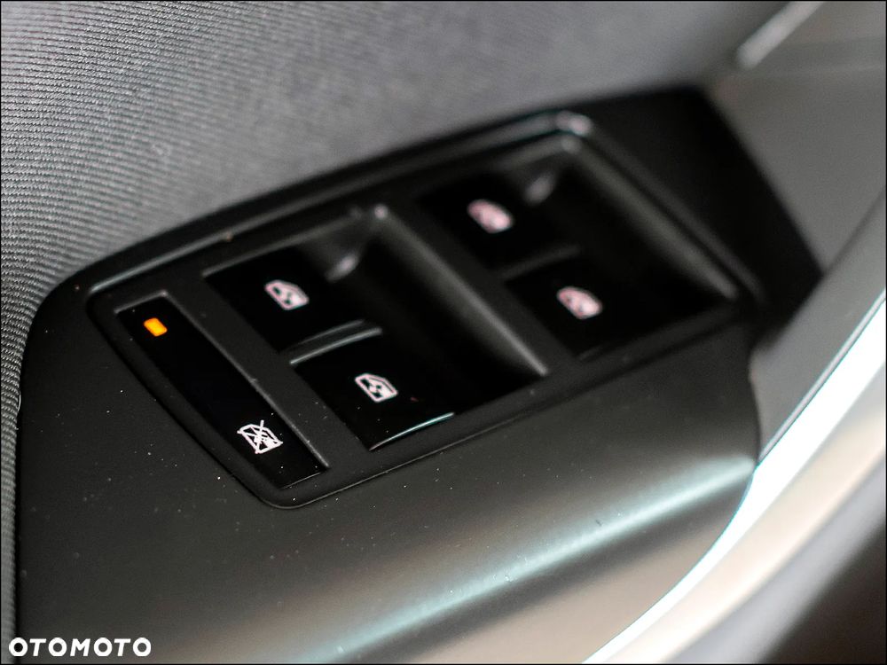 Opel Insignia - 30