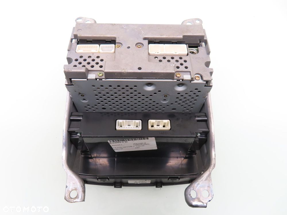 RADIO TOYOTA AVENSIS II T25 8612005080 - 7