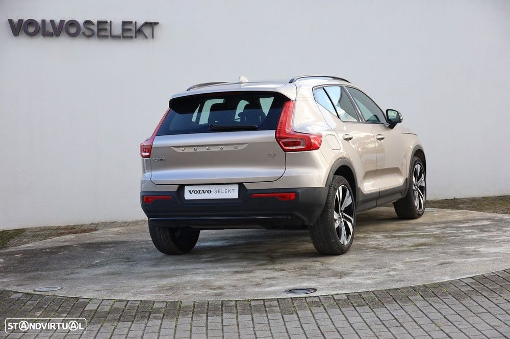 Volvo XC 40 1.5 T2 Plus Dark Auto - 2