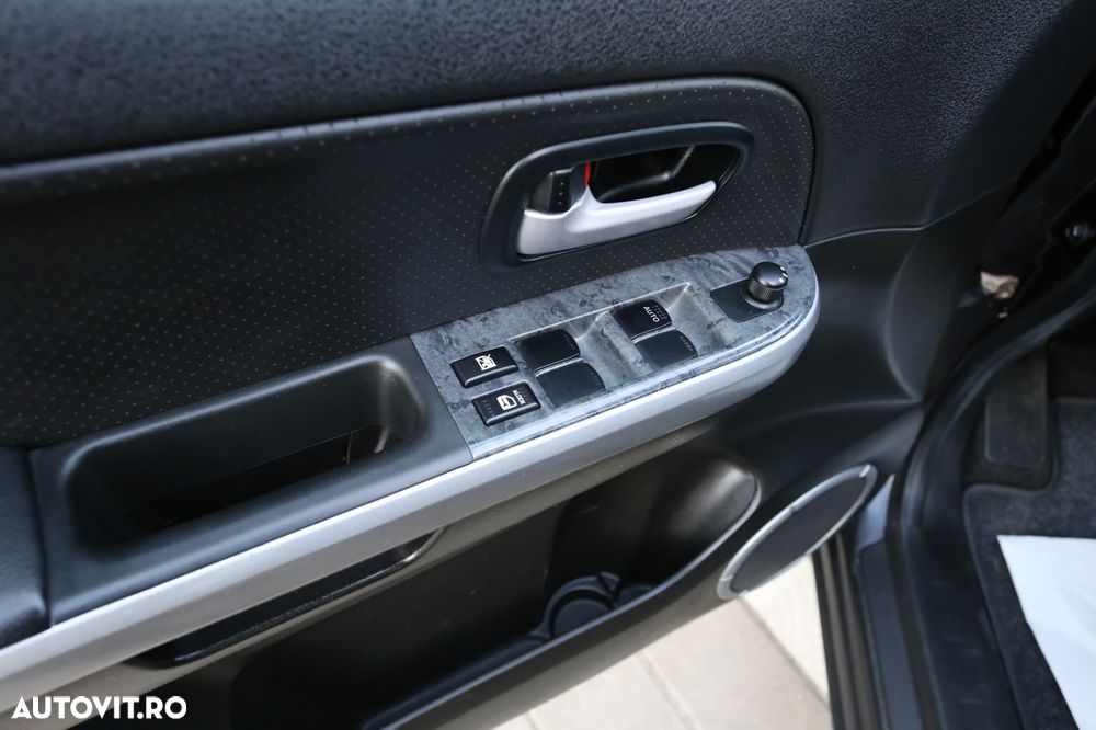 Suzuki Grand Vitara 1.9 DDIS JLX-EL - 18