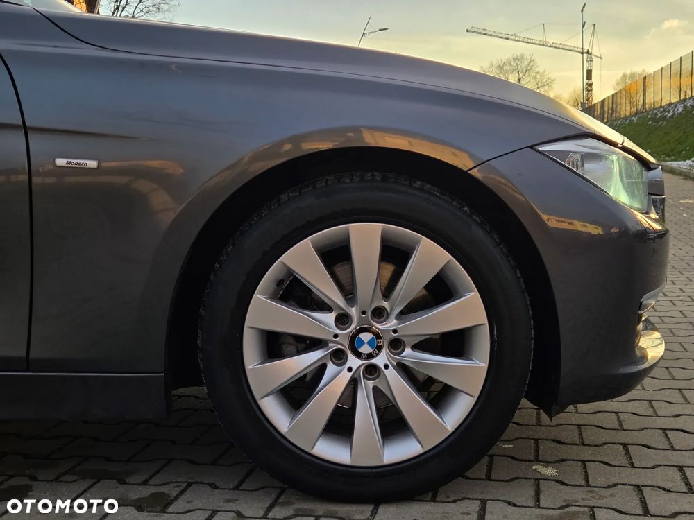 BMW Seria 3 320d Blue Performance Modern Line - 37