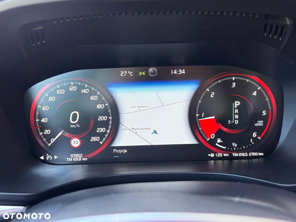 Volvo XC 60 D4 AWD Momentum - 9